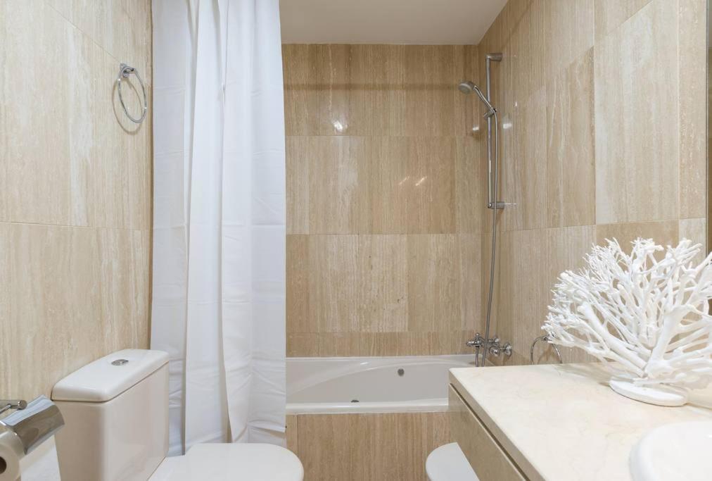Apartamento Top Vistas Al Mar Apartment Malaga Ngoại thất bức ảnh